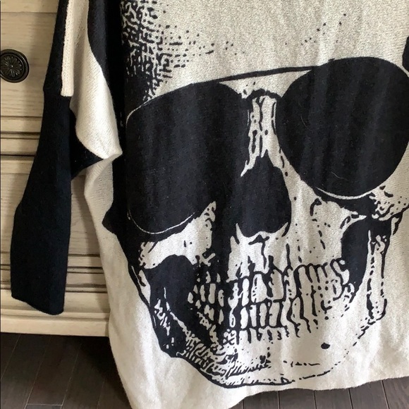 Skull Cashmere sweater - Picture 2 of 4